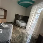 Vincent House Daire Napoli
