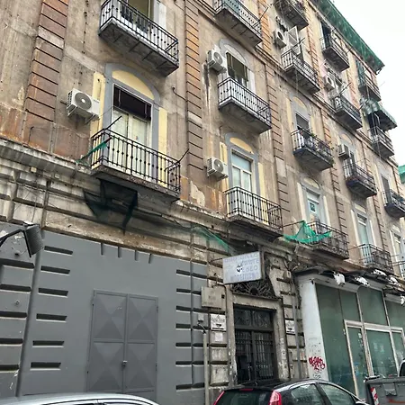 Vincent House * Naples