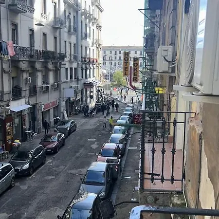 Vincent House * Nápoles