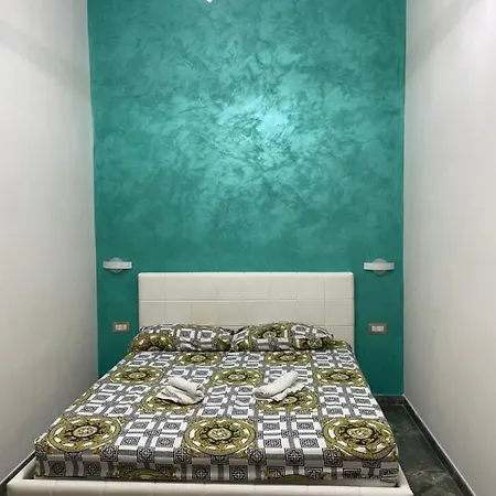 アパート Vincent House